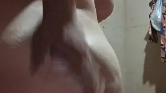 Thick indian Punjabi Aunty applying body lotion on her big butt