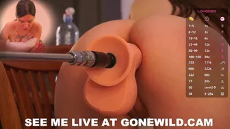 Live Cam Girl's Big Ass Pounded by Toy Machine