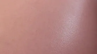 Yeloly Mia