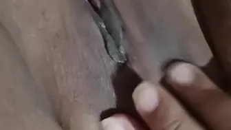 Big boobs shaved pussy Punjabi aunty masturbation