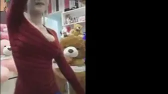 Sexy Asian Dancer from the East