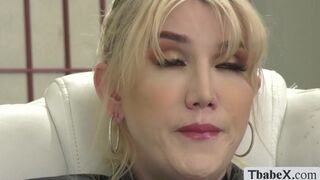Transexual doctor big ass anal sex by straight guy client