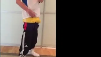 Twink Handjob Amateur Video - Sehr Geil