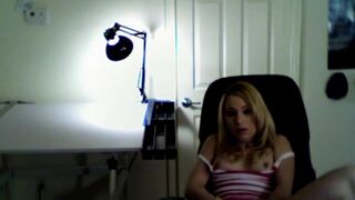 Kayla Cam Show strip off showing tits and pussy