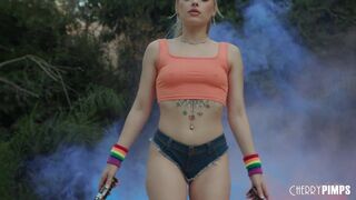 Awesome blonde with tattoos Anna Claire Clouds shows off her awesome body