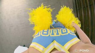 Spunky cheerleader Madison Summers enjoying facesitting