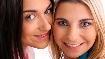 Fister Twister - Two Gorgeous Lesbians Jessica Lincoln And Katy Hill Love Fisting