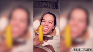 Abbie Maley and Riley Reid: Banana Sucking Sluts