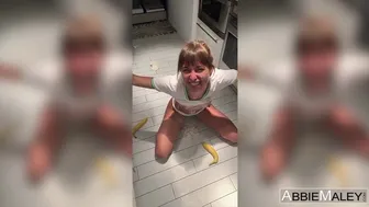 Abbie Maley - Abbie Maley and Riley Reid: Banana Sucking Sluts