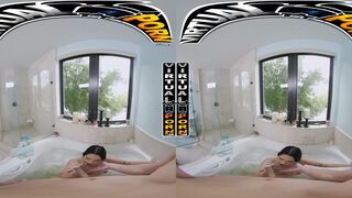 Bathing With Teen Kiana Kumani In VR