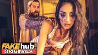 Fakehub Originals - Fakehub Originals - Fake Horror Movie goes wrong when real killer enters star actress dressing room