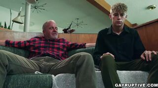 Twink getting anal pounded by a mature guy