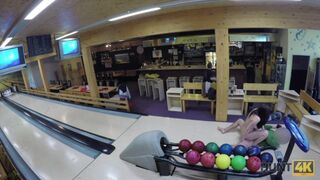 Sex in a bowling place - I've got strike!