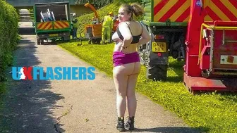 Uk Flashers porn video – UK Flashers - Hoochie