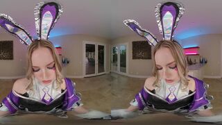 Can You Handle Scarlett Sage as LOL BATTLE BUNNY MISS FORTUNE VR Porn