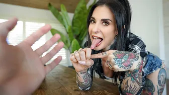 Perv Mom - Jailbird Stepmommy