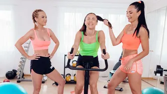 Fitness Rooms - Lesbian threeway after hot workout