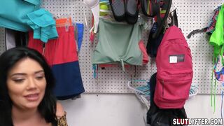 Stacked shoplifter teen gets in trouble!