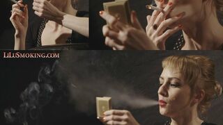 LiLu Making Up and Smoking - WMV HD