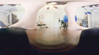 Clips 4 Sale - Laying directly under her as she works 360vr