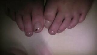 Clips 4 Sale - FOOT CUM LICKING -SD
