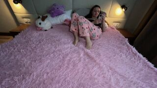 Clips 4 Sale - STEPSISTER WANTS HER STEPBROTHER'S HOT CUM IN HER TIGHT PUSSY