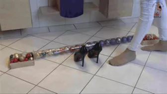 Clips 4 Sale - Xmas Ornaments Under High Heel Pumps