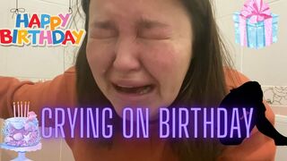 Clips 4 Sale - Crying on Brithday
