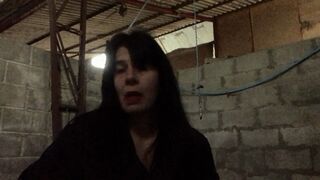 Clips 4 Sale - I Take You Down To The Stable