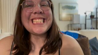 Clips 4 Sale - Check out my mouth muscles