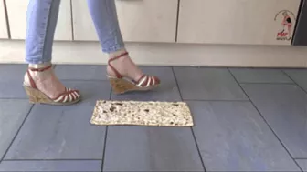 Sandals Food & Object Crush Porn Videos (1) - FAPCAT