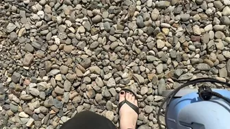 Clips 4 Sale - Let’s vacuum this small feet