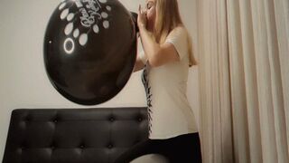 Clips 4 Sale - Alla made B2P a black balloon and rides a fitness ball!