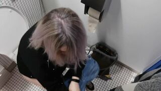Clips 4 Sale - COMPI Busy shopping mall - and home toilet - farts-plops-moans