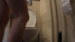 FAAAT - unshaved -neglected girl on toilet makes loud plops