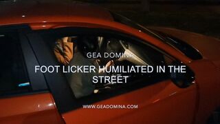 Clips 4 Sale - GEA DOMINA - FOOT LICKER HUMILIATED IN THE STREET (MOBILE)