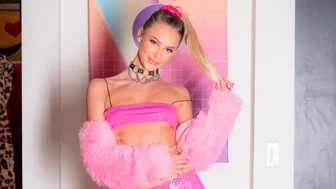 Evil Angel - Emma Hix: Internet Hookup, Anal Gaping