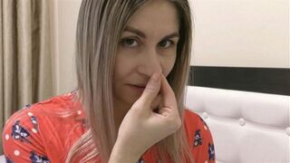 Clips 4 Sale - I'd love to see your biggest booger ever, when you just wake up on a morning MP4 HD 720p