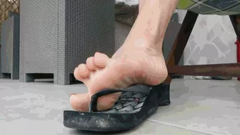 Clips 4 Sale - Playing With Flip Flop On The Terrace WMV(1920x1080)FHD