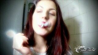 Clips 4 Sale - * Compelled By Smoking * MP4