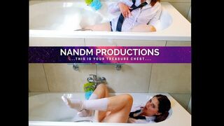 Clips 4 Sale - Bathtub Masturbation with White Socks_MP4 4K