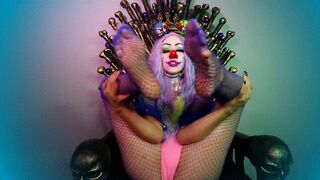 Clips 4 Sale - Filthy Fishnet Clown Feet