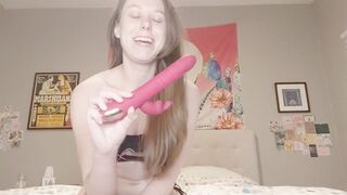 Thrusting Dildo Vibrator Orgasm