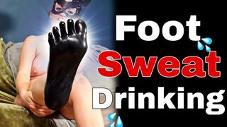Femdom Latex Foot Sweat Drinking Licking Sweaty Workout Slave