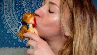 Clips 4 Sale - I kissed a doll