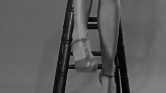 Clips 4 Sale - Dance The Muscles 82