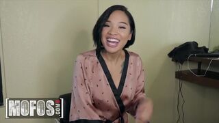 Cutie Honey Gold Fills her Mouth with every Inch of Kyle Mason’s Cock
