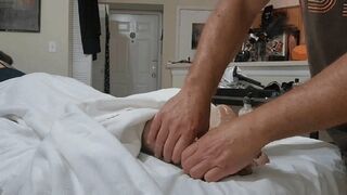 Clips 4 Sale - Reflexology foot massage (SD 1080 WMV)