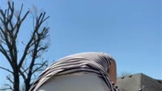 Clips 4 Sale - Messing My Diaper Outside