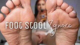 Clips 4 Sale - Foot Stool Ignore